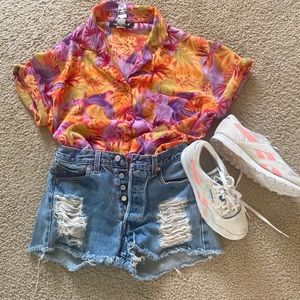 Vintage 90s button up tee shirt 🍊☯️